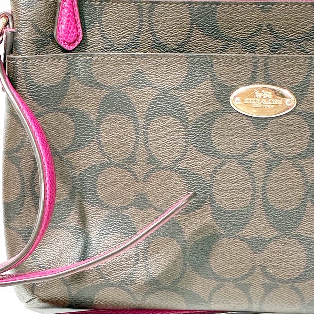 Coach Brown/Pink Signature Coated Canvas and Leather Crossbody Bag Pouch - Picture 2 of 6